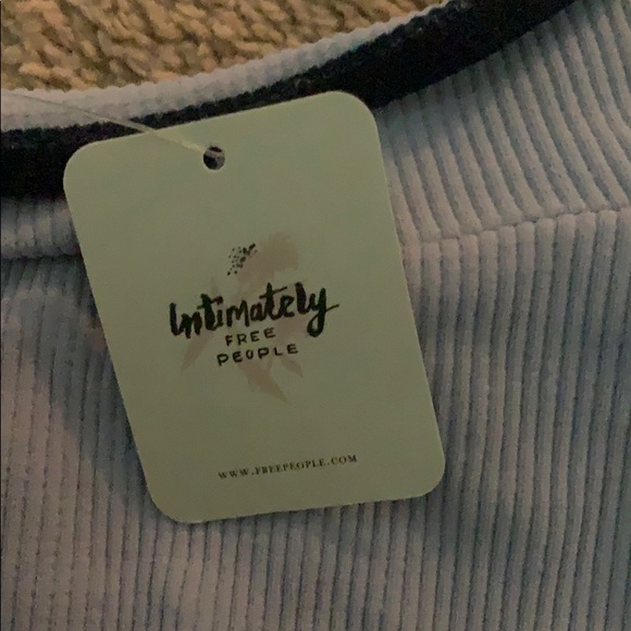 Free people crop top/tank 90s style - Picture 3 of 4